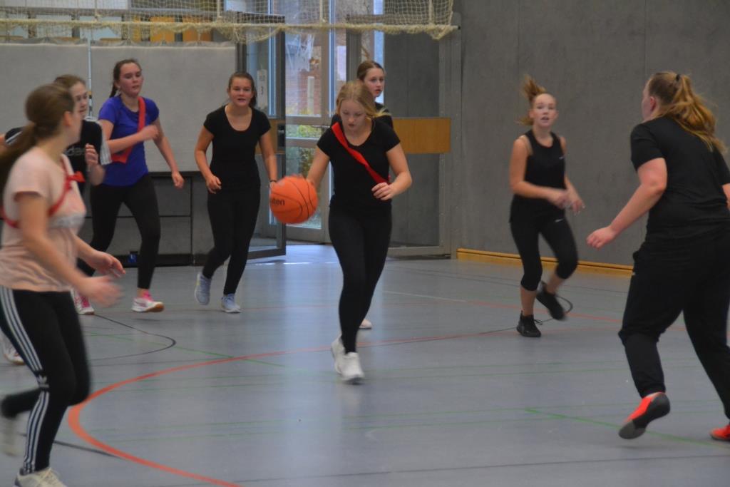 2019-11-26-Basketball-Turnier 9. Klassen