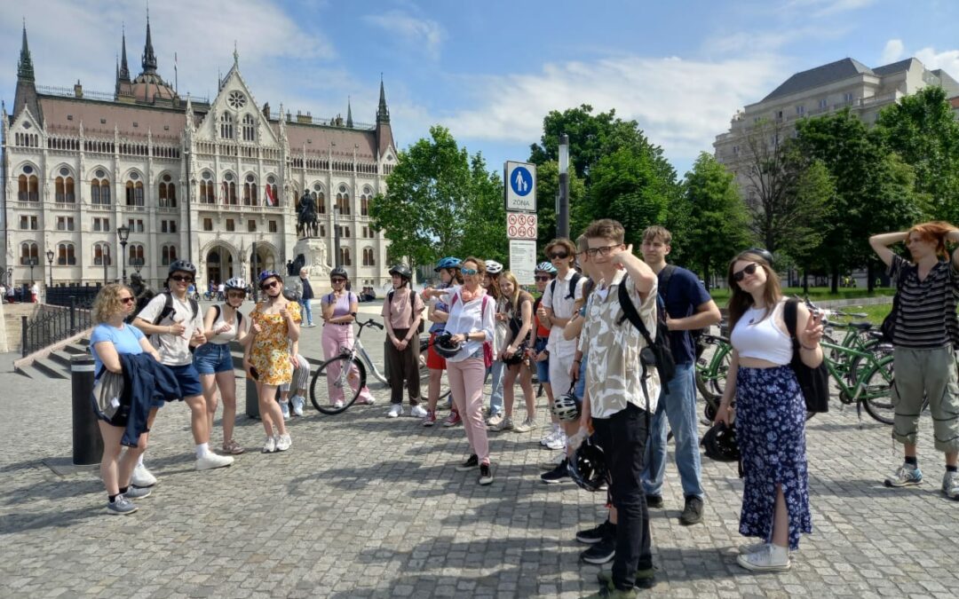 Ungarnaustausch 2023 – Besuch von 18 IKS-SchülerInnen in Budapest